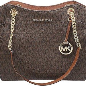 Michael Kors jet Set travel bag